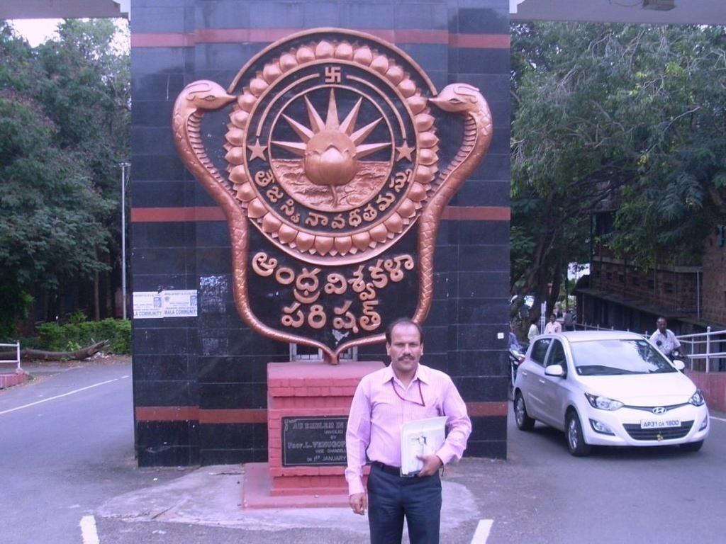 3.4.3 B) PROFILE OF THE ANDHRA UNIVERSITY, VISAKHAPATNAM Figure 26. The Andhra University, Visakhapatnam The Andhra University was constituted in the year 1926 by the Madras Act of 1926.