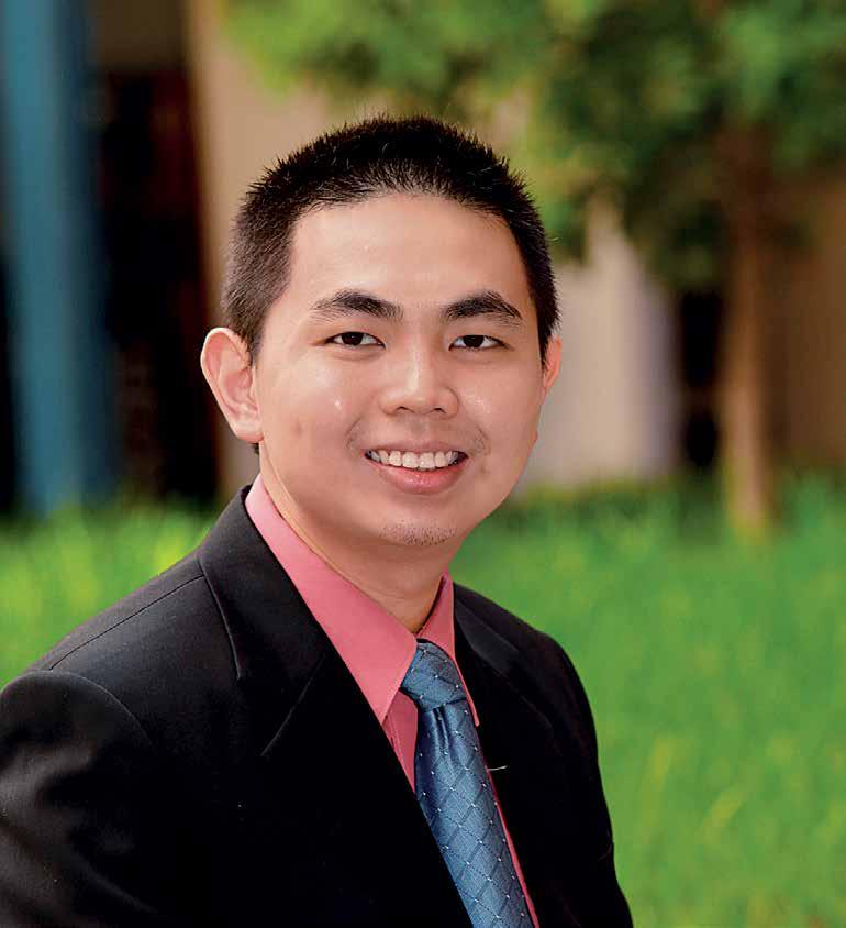 Dr Kelvin Tan Jui Keng Former student of Foon Yew High School, Johor Bahru completed his Diploma in Business at HELP with Distinction.