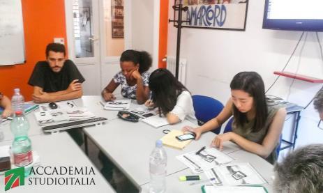 The teaching method is based on the Communicative Approach and it focuses on developing the Italian communication Italian skills of the students, of course the study of grammar is always
