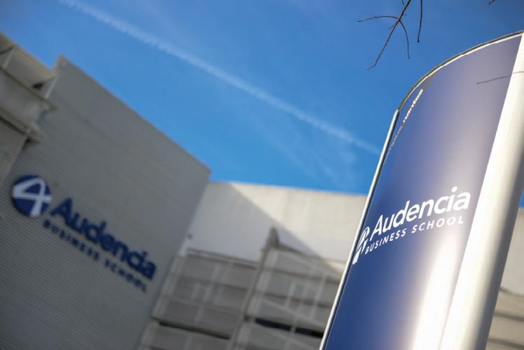 AUDENCIA S SUMMER TERM A lively blend of learning & experience Whether you re ready to launch your career or plan to go on to further study, Audencia is the ideal gateway to success.