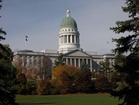 THE SETTING Maine s Capitol Building The University of Maine at Augusta is located in one of the most attractive regions of a world recognized destination state.