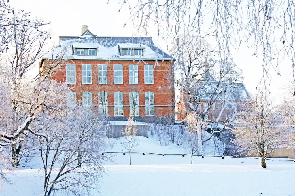 The name of our campus, Kräftriket, is as Swedish and as local as it can be. The name comes from an 18th century restaurant that served crayfish (kräftor) from Lake Mälaren.