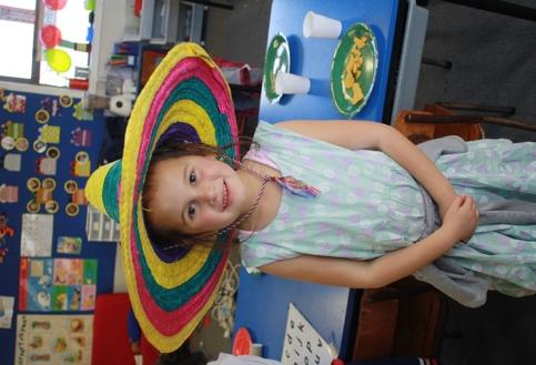 In Social Sciences, our country for the ECS Olympic s Day was Mexico. Sienna s role SERVING FOOD Phoebe and Joshua PARADE FLAG BEARERS We had fun dressing up in costumes and colours of Mexico.
