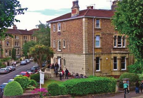 The School Established in 1969, The English Language Centre Bristol is a family-run school and a Centre of Excellence.