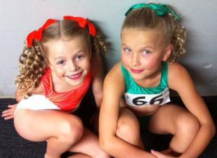 Elsternwick: Junior and Middle Schools Dance 5-8 years: 9-10 years: Tuesday 4.30pm - 5.10pm 5.10pm - 5.
