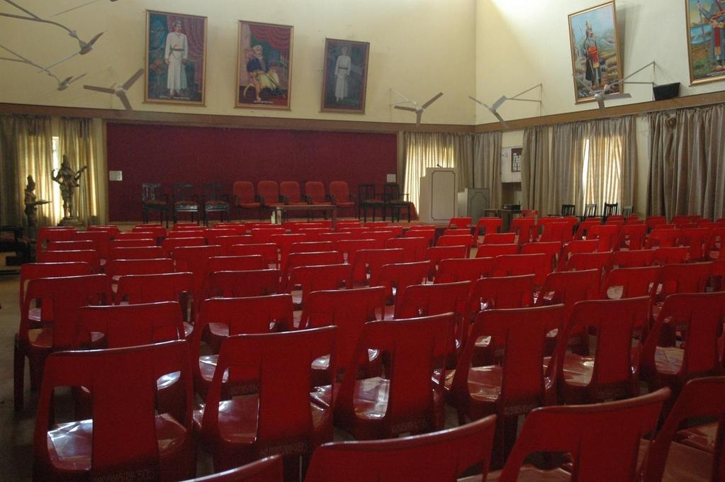 AUDITORIUM/SEMINAR HALL: Auditorium