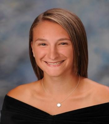 teachers is what made Michaela successful. She has enjoyed a variety of activities. She was the Captain of the Varsity Field Hockey Team and performed with Chamber Choir and the Treblemakers.