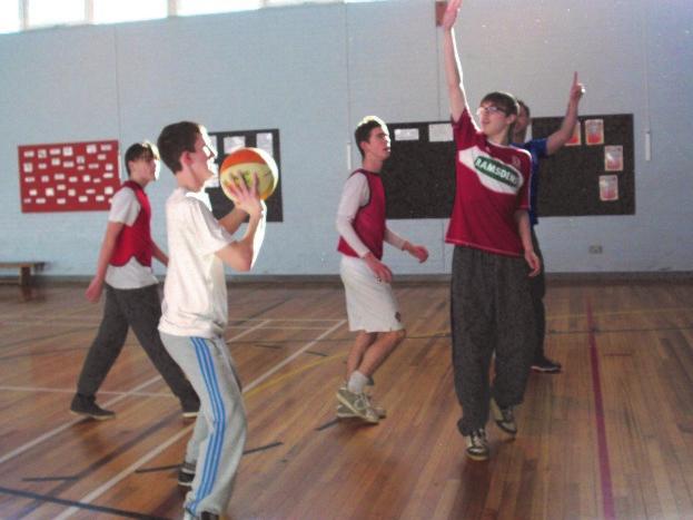 Practical elements include taking part in a number of different activities Basketball, Football, Handball, Tennis, Fitness training and Circuit training.
