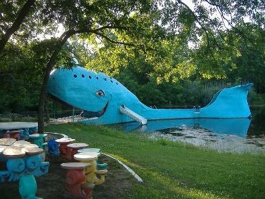 Blue Whale on Route 66 - The Blue