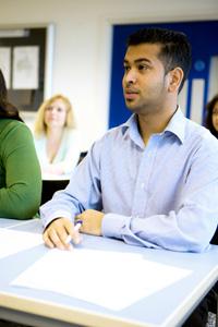 APPRENTICESHIPS FOR ME Diversity and Apprenticeships Guide for Voluntary Organisations Do you work with young people from black and minority ethnic communities? Are they looking for work?