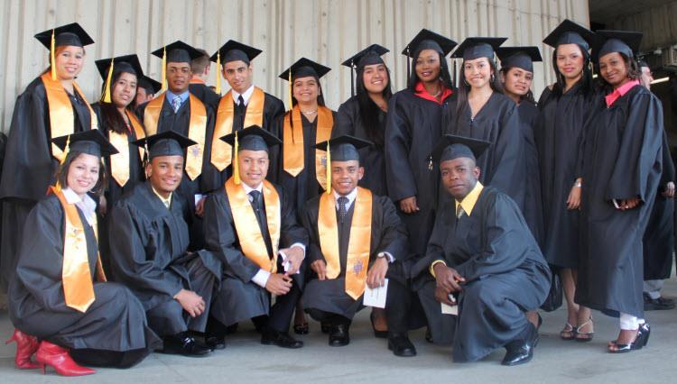 All About SUNY Broome Community College Students and Graduates 45,000+ Alumni, 1,277 degrees awarded to graduates in 2013-14, 912 graduates (71%) from Broome County 305 Business & Public Services,