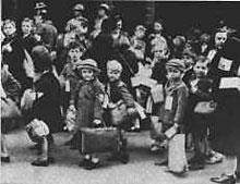 Evacuation Plans for Pupils The start of the second world war put children living in cities in danger of being hurt in enemy bombing, so a plan to send them to live with families in the country was