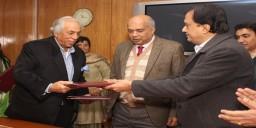 January 02, 2015 HRD Ministry approves ATDC to roll-out Bachelor Programmes for Apparel-Fashion Apparel Training and Design Centre (ATDC) signed a MoU with All India Council of Technical Training