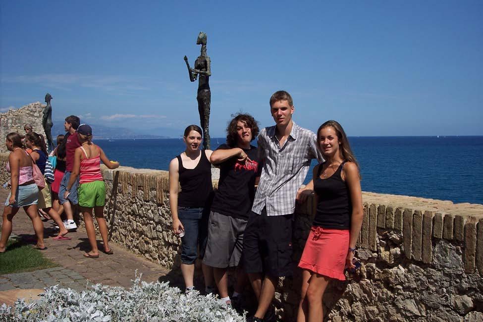 DAY BY DAY PROGRAMME 2nd week Monday morning : classes from 8:45 till 12:00 Tuesday morning : classes from 8:45 till 12:00 Tuesday afternoon : EXCURSION to ANTIBES (Picasso museum - old city -