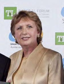 TEACHING AND LEARNING IN IRISH HIGHER EDUCATION: A ROADMAP FOR ENHANCEMENT IN A DIGITAL WORLD 2015 2017 A Note from our National Forum Patron, Professor Mary McAleese Digital technology is an