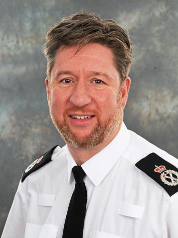 Biographies Keynote Speaker: Chief Constable Simon Bailey Simon Bailey has been a police officer for 29 years, serving predominantly as a detective in King s Lynn and Norwich.