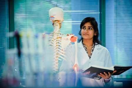 Biomedical Science Advanced (Honours) (96.4). Biomedical Science (94) (can combine with Scholars Program (99.05) Commerce, Engineering, Law or Science) Psychology (Honours) (85.45).