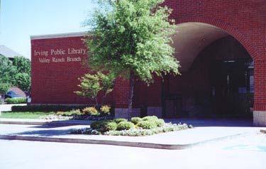 (Left) Valley Ranch Branch, 2001. (Right) East Branch, 2001.