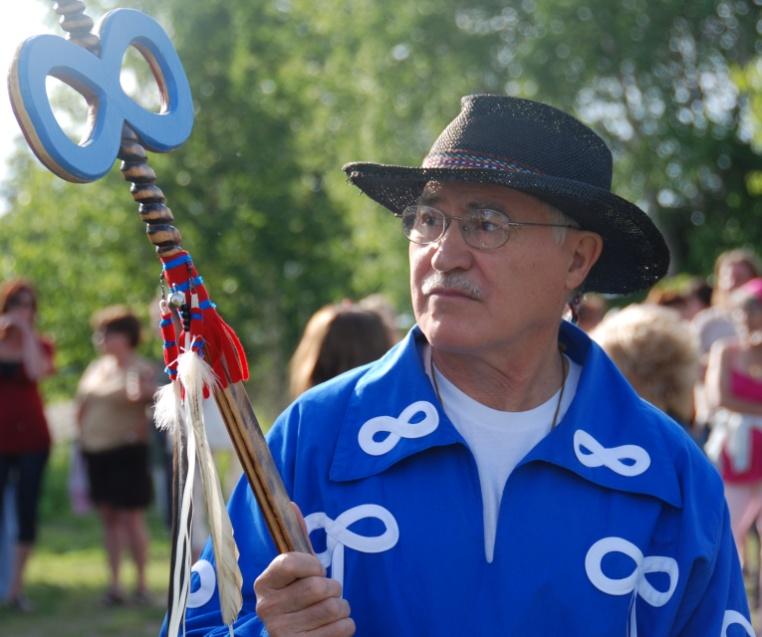 The Métis Nation Prior to Canada s crystallization as a nation-state in west central North American, the Métis people emerged with their own distinct identity, language (Michif), culture (i.e. song, dance, dress, national symbols, etc.