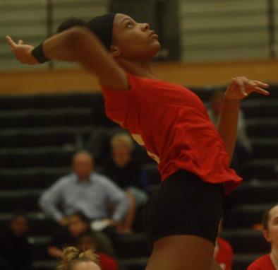 Volleyball: The volleyball team (7-7, 3-0 MIC) lost to state ranked Fishers, beat Warren Central in a MIC contest, and then lost at Cathedral.