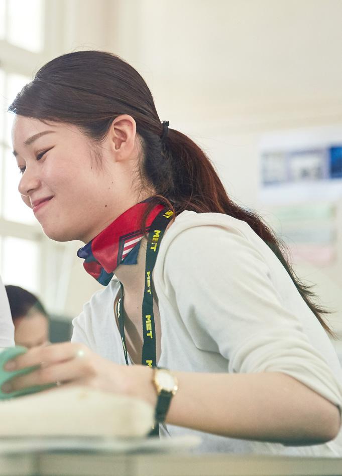 Introduction General English, IELTS and English Plus programmes. Brighton MET offers British Council accredited General English courses, as well as IELTS examination preparation.
