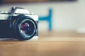 Option 4 Photography GCSE - Edexcel (1PY0) The Assessment Objectives AO1 Develop ideas through investigations, demonstrating critical understanding of sources, total 25 marks.