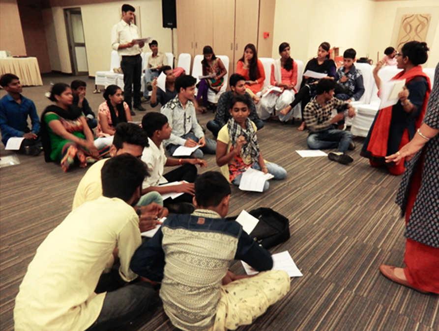 Children & Media: Slum Children Produce Radio Programmes On July 20 th, 21 st and 22 nd CEMCA in collaboration with Save the Children conducted a 3 day workshop in Delhi which was the third of a