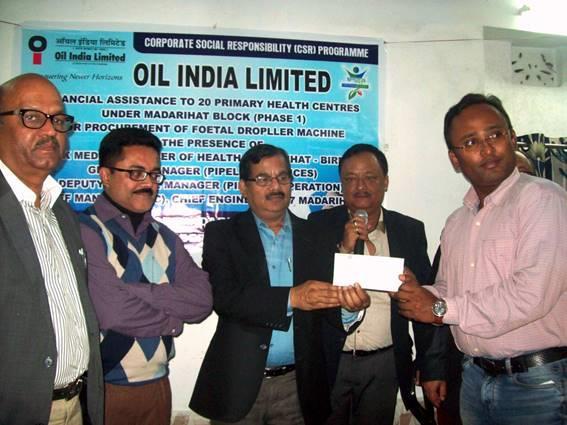 She was awarded with a cheque of Rs 50,000 and a citation handed over by Shri B P Sarma, RCE, OIL in presence of other seniors officials of OIL.