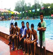 in the swimming competition at YMCA, Greater Noida. Siddhant Gurung (X-F)won bronze medal in butterﬂy and 50 m backstroke.