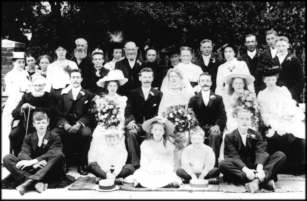 Olive and Thomas Brattle. Pictured at the wedding of Lillian Brattle to William Tomsett on 1 August 1903.
