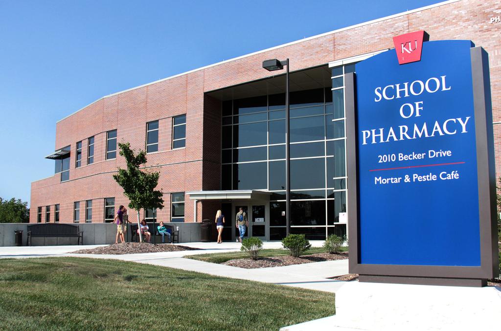 About us The University of Kansas School of Pharmacy is a worldclass research institution and one of the country s premier pharmacy schools.