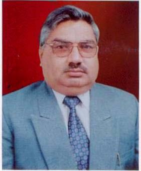 PERSONAL DETAILS : CURRICULUM VITAE Name : Prof (Dr.) A.C Vaid (Avinash Chander Vaid) Father s Name : Shri Onkar Nath Vaid Date of Birth: : 10 th December, 1952 Permanent Address: H.