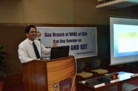 CA. Abhijit Kelkar, Faculty addressing the participants at the One Day Seminar on Tax Audit and GST held at Menezes Braganza Hall, Panaji, on 29 th September 2017. SR.