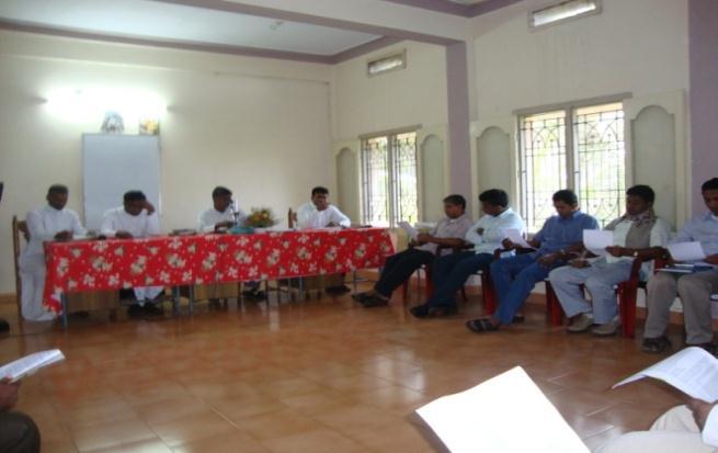 Chacko Muthoottil, the Provincial Superior and counselors presided over the meeting.