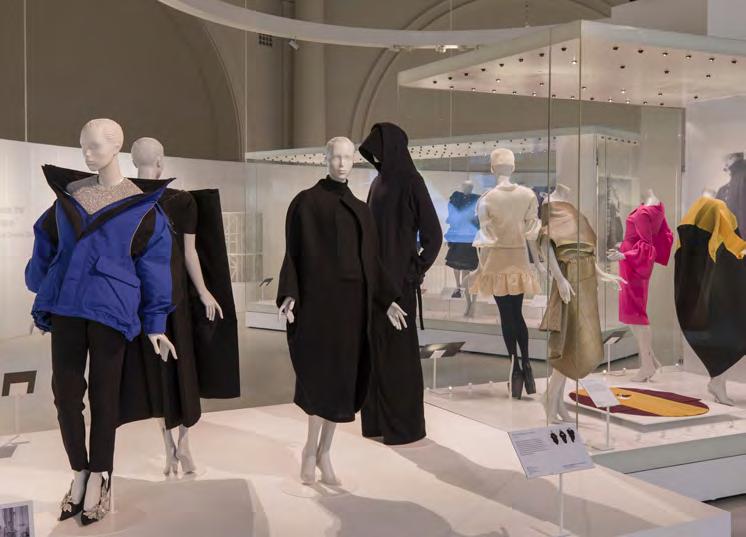 CURATING FASHION AND DRESS Monday 25 - Friday 29 March 2019 10.00-17.00 Price: 1,500 (incl.