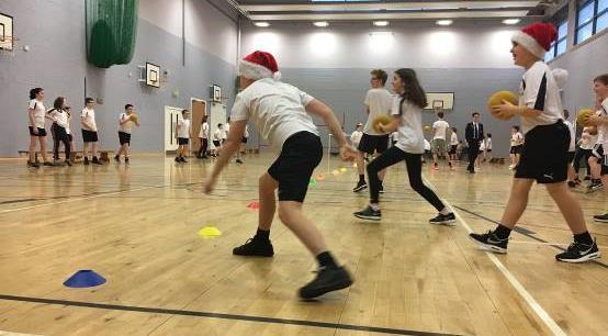 SPORTS COUNCIL UPDATE On Tuesday 28 th November and 5 th December 2017 our sport council organised sport challenges during lunchtime which all S1 pupils could compete in.