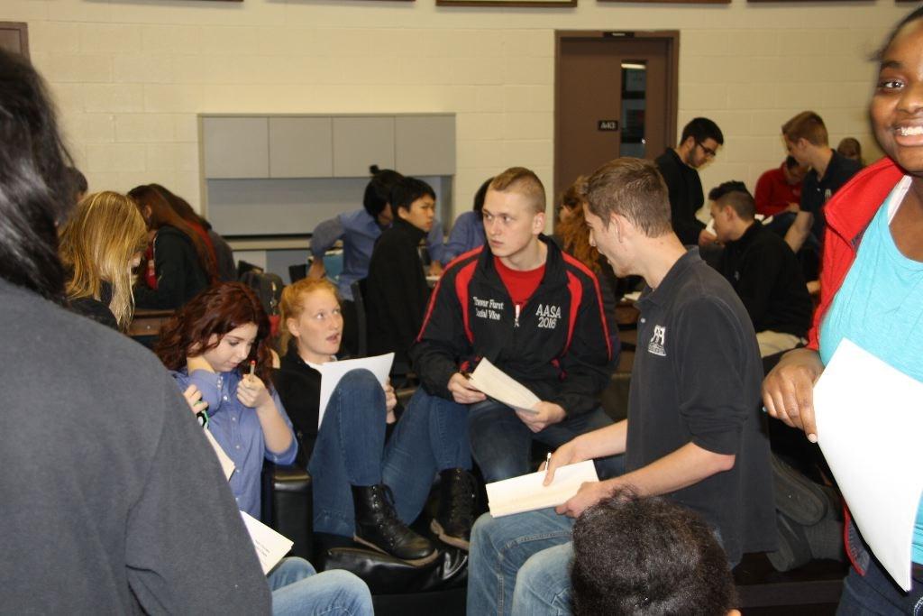 The various diplomas and expectations where discussed, as well as a description of classes, so students,