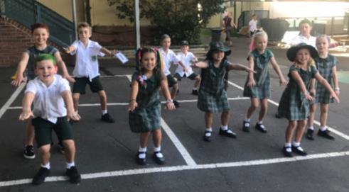 Fitness Fun Congratulations to our Year 3 and Year 4 students for their tremendous efforts in their fitness sessions three times a week. They are keeping fit, healthy and having fun!