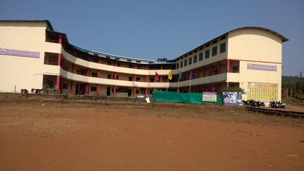 PHOTO OF SCHOOL SCHOOL PHOTOS GEO-TAGGED PHOTO PLAYGROUND PHOTO