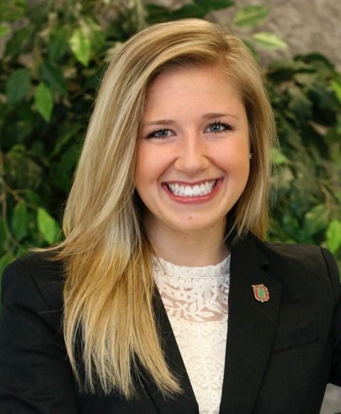 PT Co-Chair Kayla Francis, SPT I am a second-year student in The Ohio State University Doctor of Physical Therapy Program, where I serve as president of the Class of 2017.