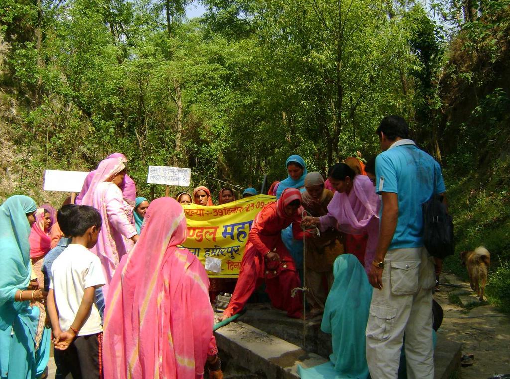 Swachh Vatavaran Deviya Vatavaran & Water Purification Day : On the third day of Swachhta Week,i.e.on Swach Vatavaran Deviya Vatavaran & Water Purification Day the village community was associated in the cleaning the traditional water sources.
