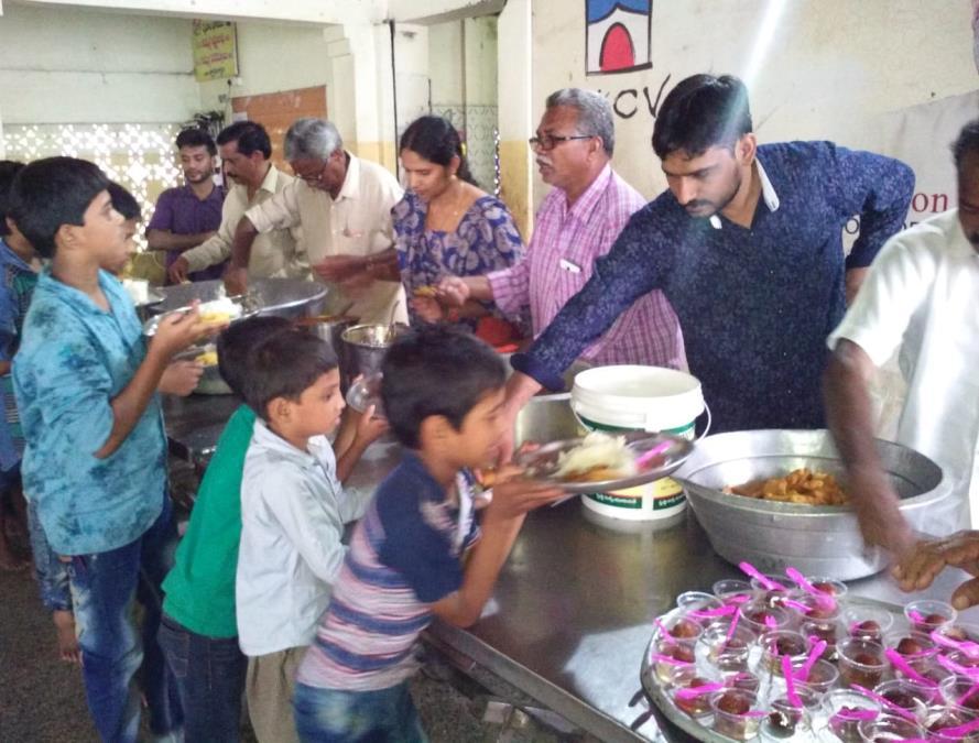 Vijayawada visited and provided Special Lunch to our children