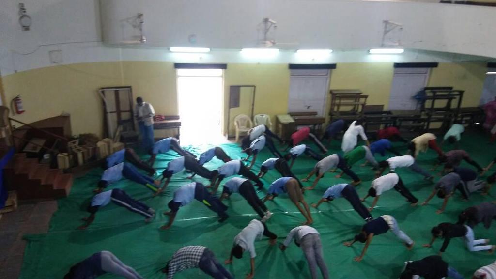 NO. OF VOLUNTEERS: 13 MALE: 07 FEMALE: 06 On 21 st June we celebrated international yoga day in our college with NCC and Extension Forum.