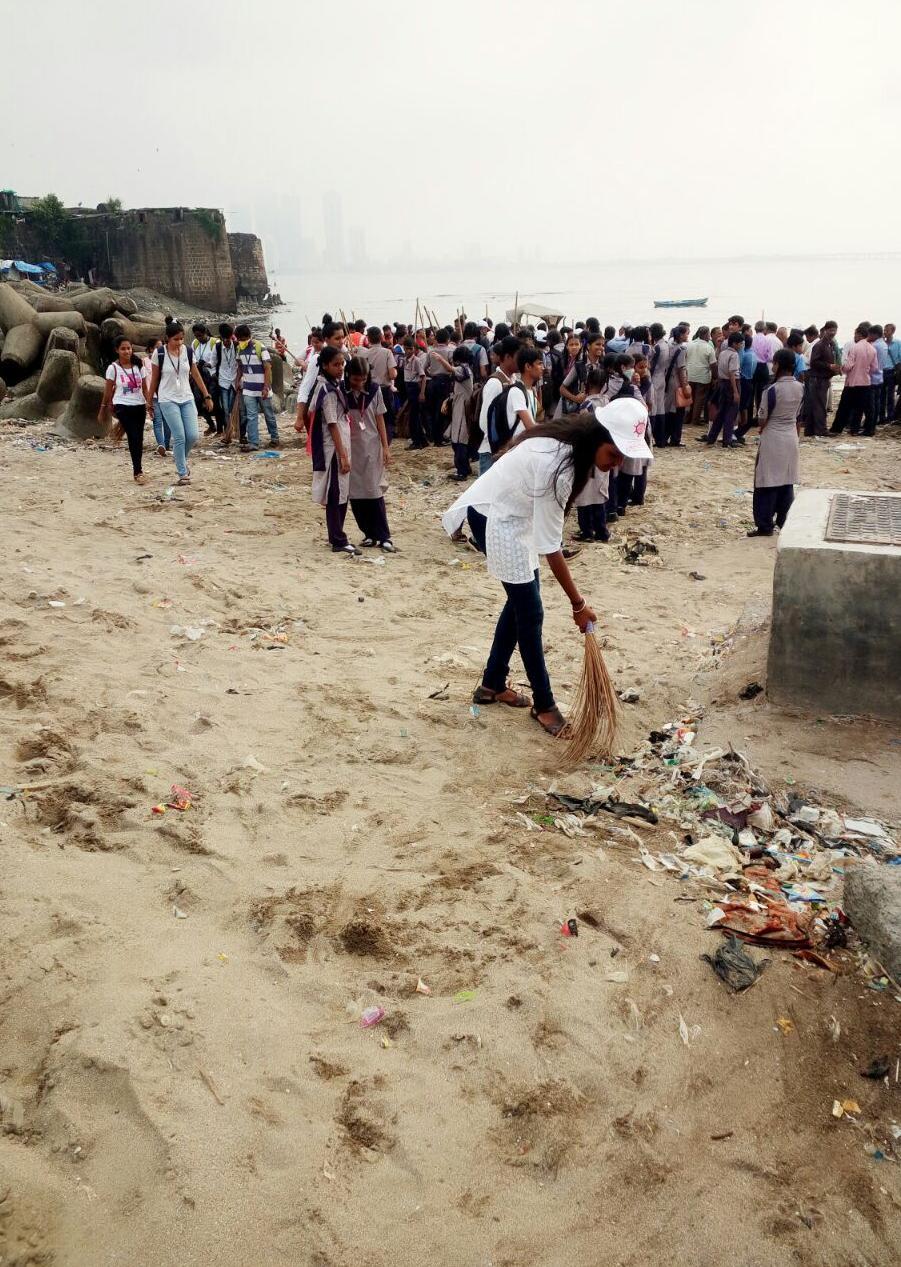 Beach Clean-Up. 65) Paper Bag Making: Date: 15 th January, 2018. No.