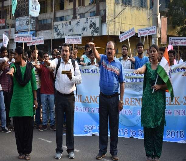 Administering Integrity Pledge to the participants of walkathon race Day 3 (31 October 2018): Rashtriya Ekta Diwas Pledge and Unity Run The institute also organised Rashtriya Ekta Diwas which was