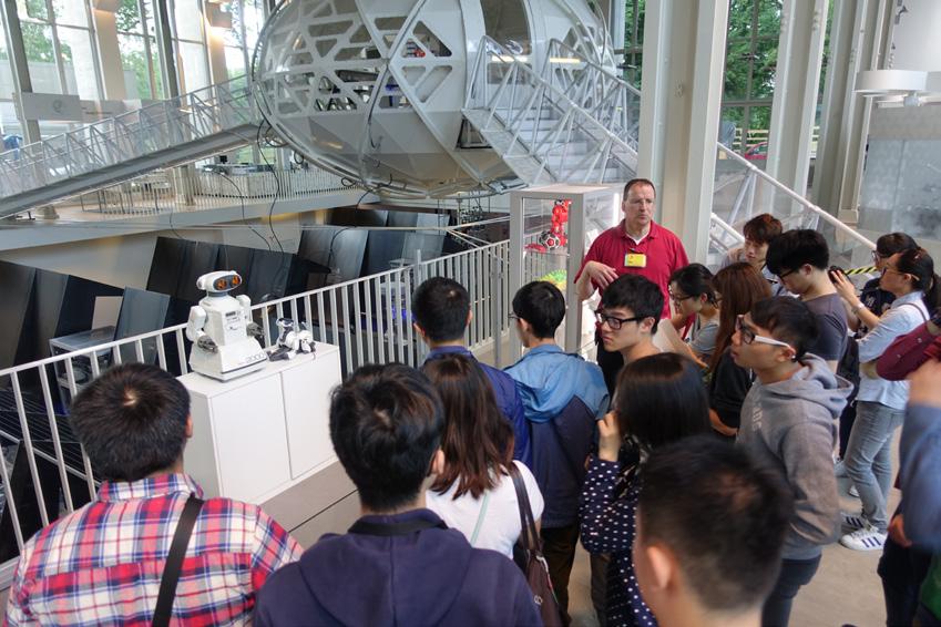 Associate of Science 理學 The programme provides students with a broad-based education in basic sciences including chemistry, biology and physics, and the skills necessary to apply science and