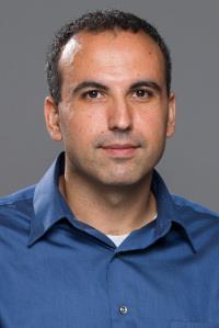 Computers in Education Journal, Volume 8, Issue 4, December 2017 6 E. Tokgöz Dr. Emre Tokgoz is currently the Director and Assistant Professor of Industrial Engineering at Quinnipiac University.