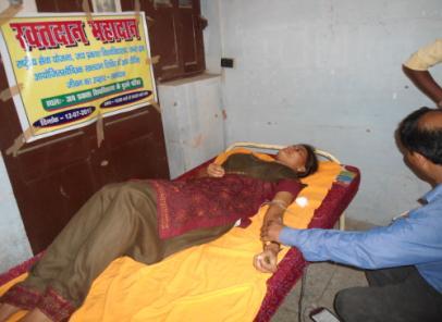 On 12 th July 2013, a Blood Donation Camp was est ablished in the old campus of J.P.U., Chapra.
