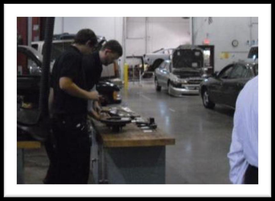 work to be done can be a workout or outside the customer's car care. Figure 2. Practice in auto maintenance laboratory class 3.