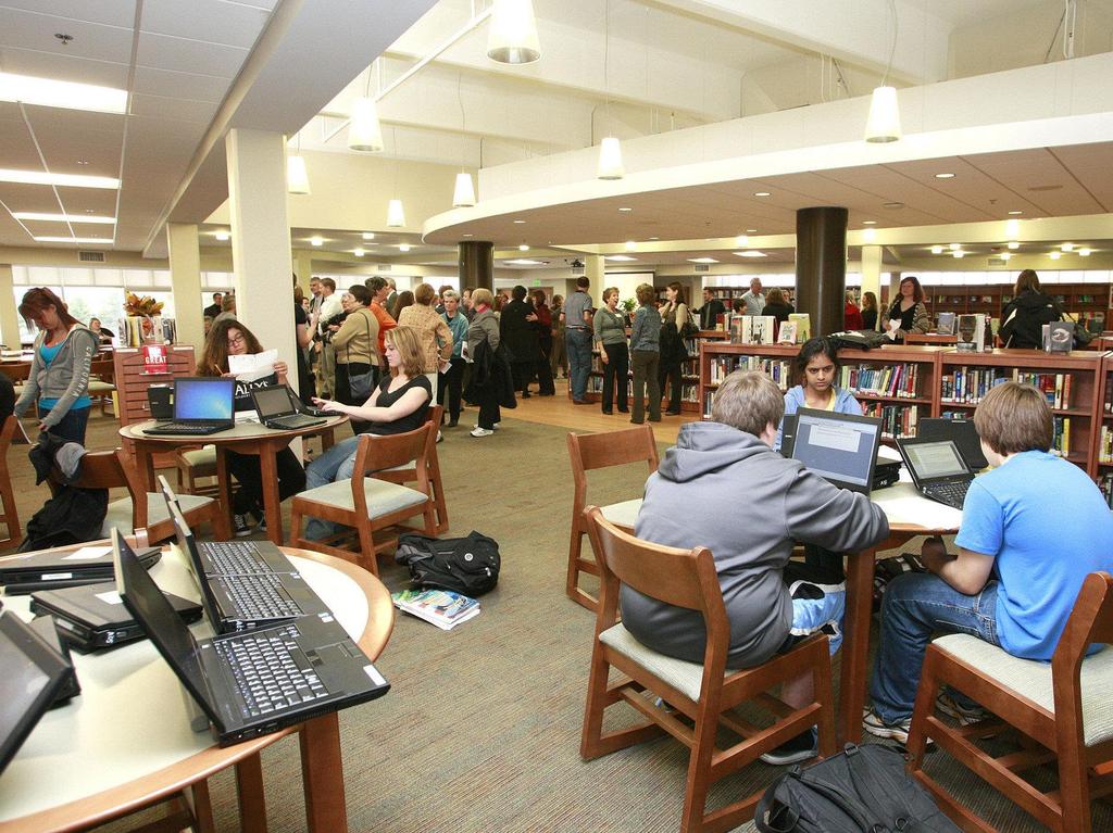 Lunch Period Options Cafeteria Library/Academic Center
